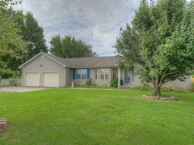 906 S Hall St, Webb City, MO, 64870