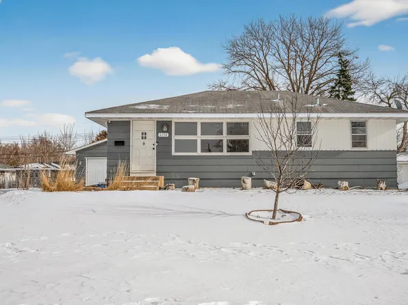 6330 Perry Ave N, Brooklyn Center, MN 55429