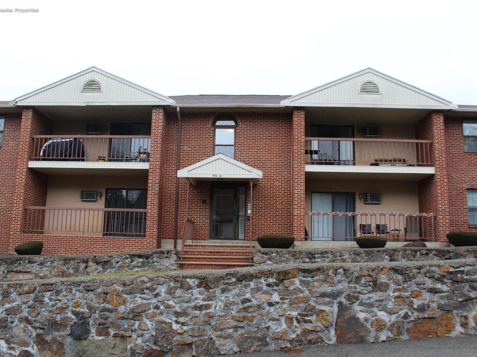 2 bed, 1.5 bath, 1000 sqft, $2,600 — Photo 1