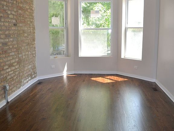 5th image of 3342 W Beach Ave #1