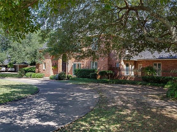 2nd image of 5213 Saint Germain Blvd