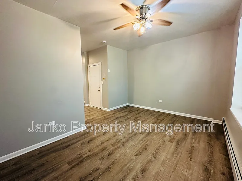 West Austin — Photo 4
