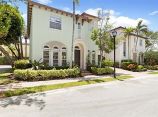 105 Via Floresta Dr, Boca Raton, FL 33487
