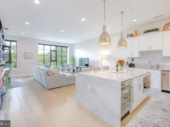 1316 1/2 Shepherd St NW #3, Washington, DC 20011