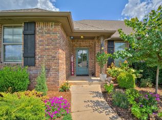 12052 Acorn Ter, Guthrie, OK 73044