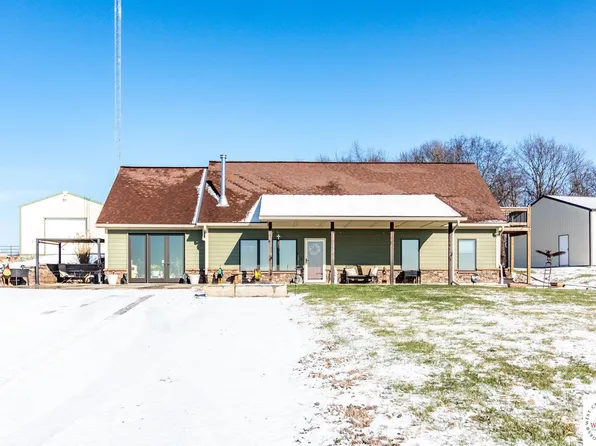 1193 SE 23rd Hwy, Windsor, MO 65360