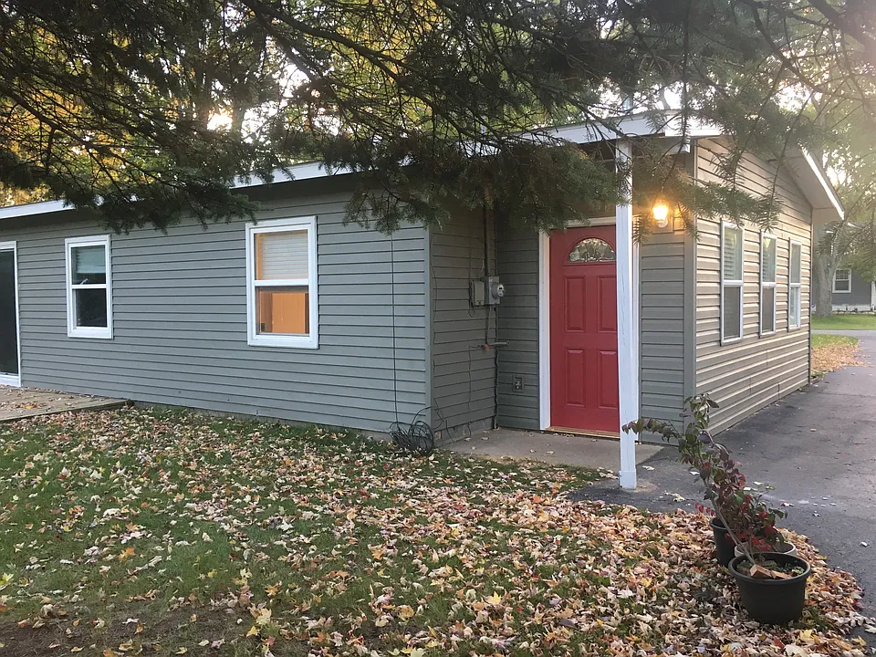 5490 Oak Park Dr