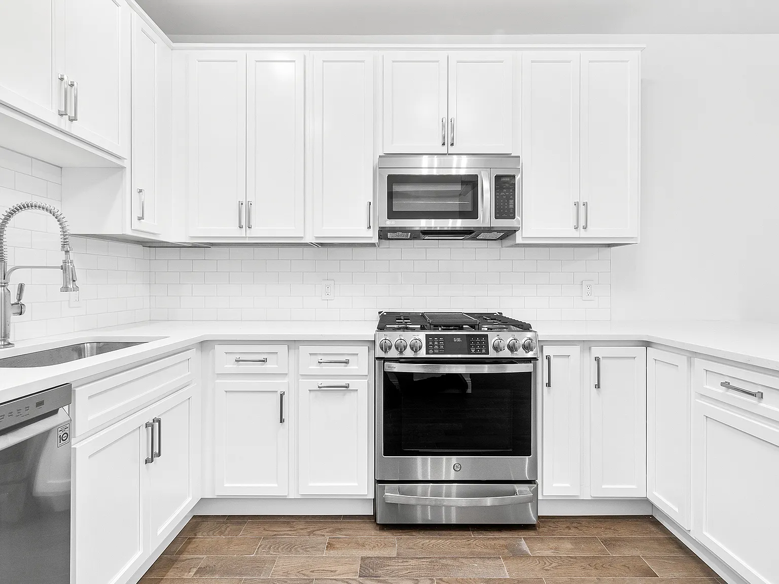 1 bed, 648 sqft, $2,700 — Photo 3