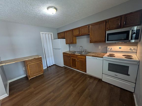 4th image of 84 Verne Horne Dr APT 7