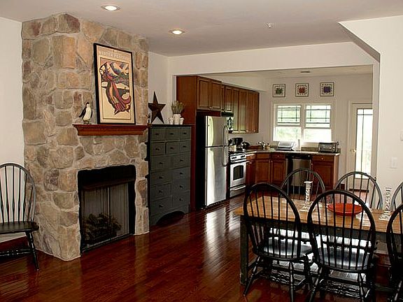 Dining Room/Kitchen/Balcony 