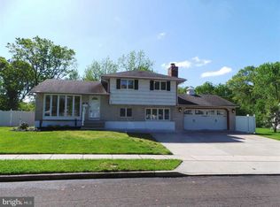 34 Albert Rd, Glendora, NJ 08029