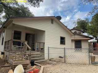 542 Greenwood St, Canyon Lake, TX 78133