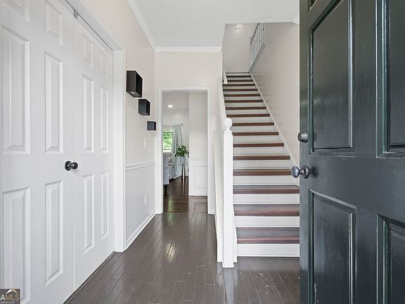 3rd image of 255 Timber Oak Cv