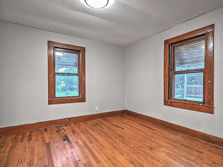 1630 Park St — Photo 17