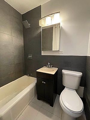 5th image of 449 W 56th St APT 3D