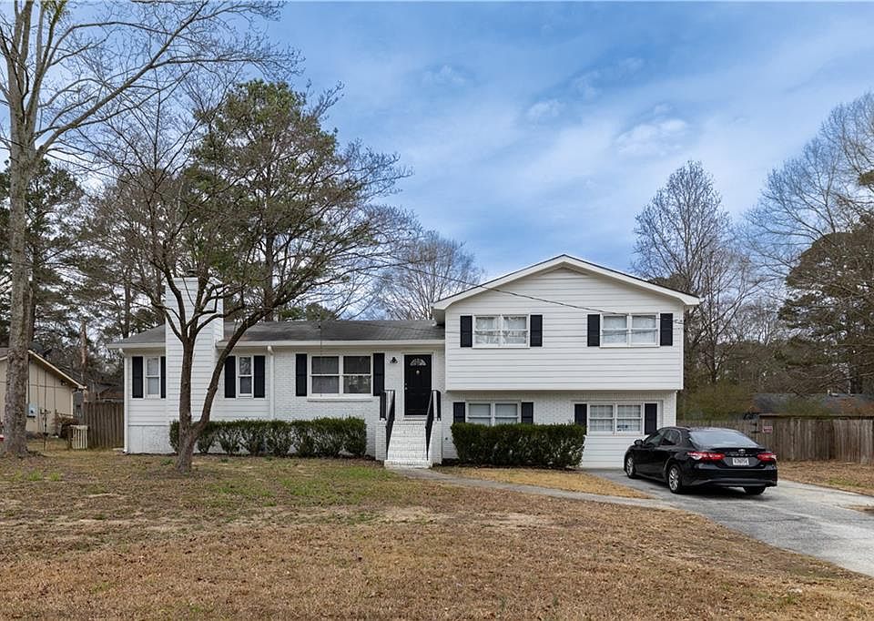 1st image of 3710 Hopkins Rd