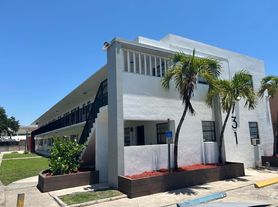 731 NW 56th St, Miami, FL