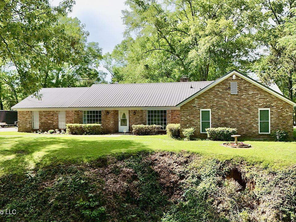 1st image of 218 Gillespie Cir