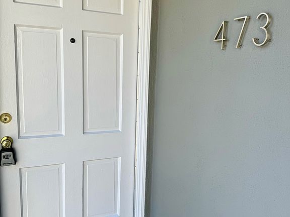 2nd image of 473 Normandie Pl #473
