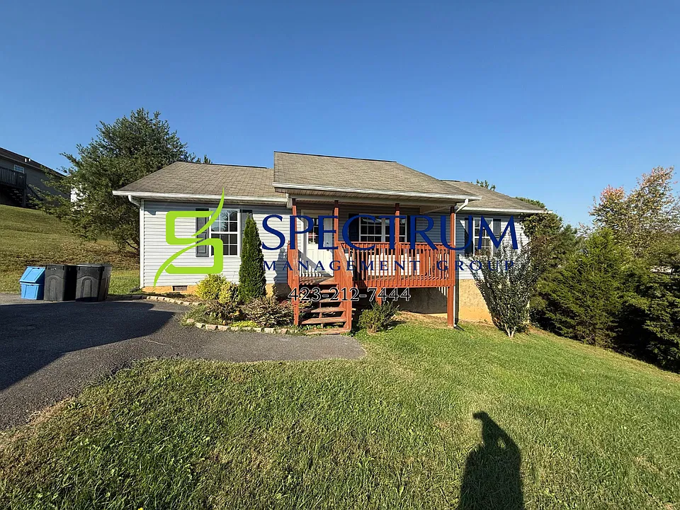 533 Amanda Cir