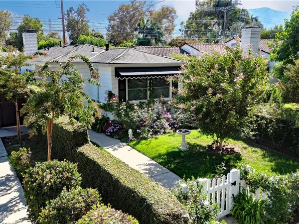 1608 W Riverside Dr, Burbank, CA 91506