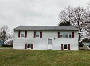 853 Star Ct, Union Bridge, MD 21791