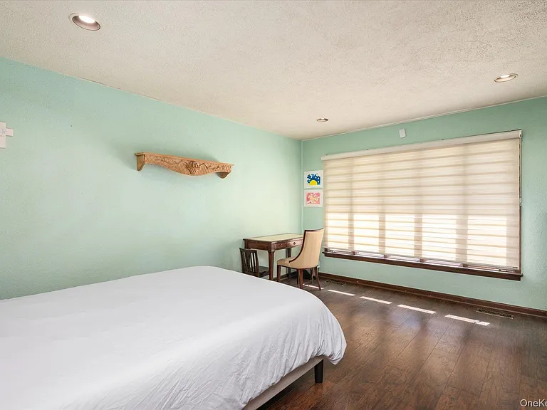 8 Plaka Ct — Photo 22