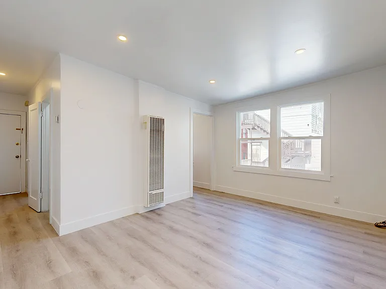 862 Shotwell St #5 — Photo 2