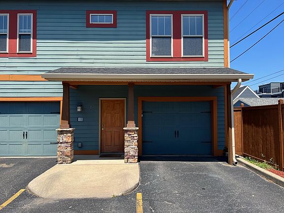 3rd image of 1619 N College Ave #2