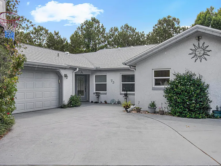 73 Buttonworth Dr #B — Photo 1