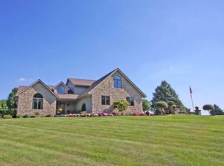 12436 Vincent Rd, Mount Vernon, OH 43050