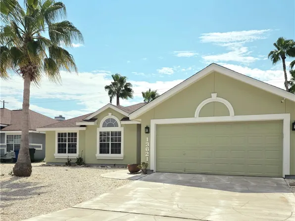 13621 Moro Ln, Corpus Christi, TX 78418