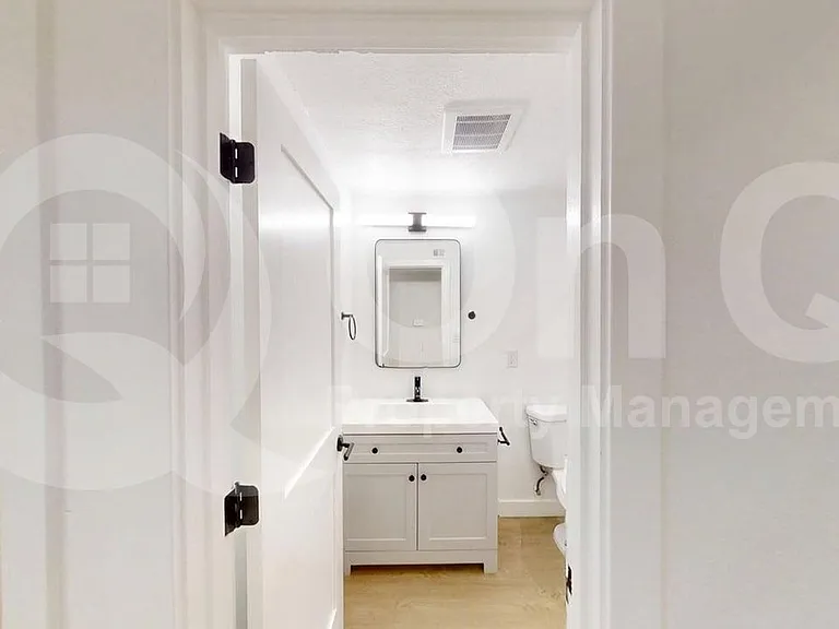 1840 W Thomas Rd #14 — Photo 14