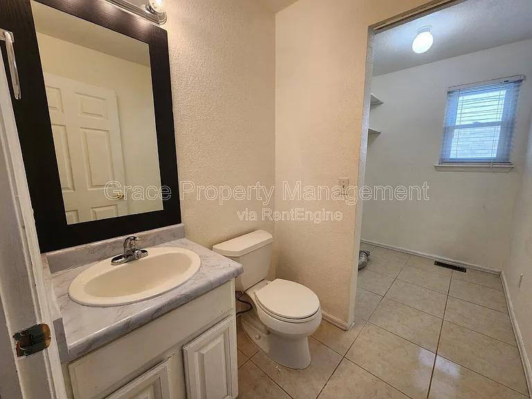 327 W 116th Pl — Photo 8