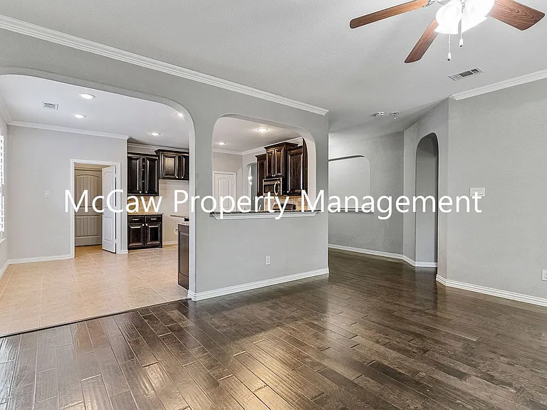 4437 Paula Ridge Ct — Photo 10
