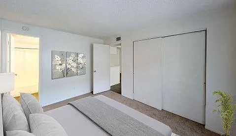 Shadow Pines Apartments — Photo 2