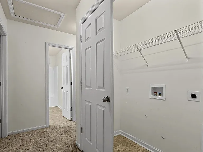 1003 Wt Whitehead Dr — Photo 15