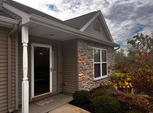 9925 Oak Trail Rd, Fort Wayne, IN 46825