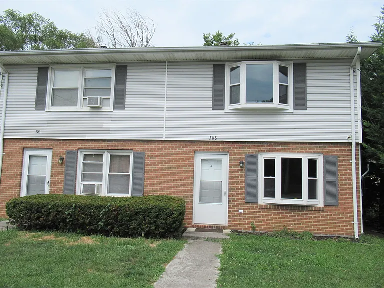 308 Beau St — Photo 2