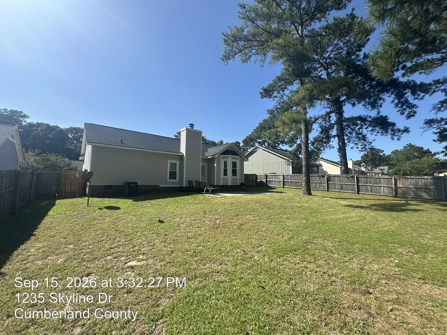 1235 Skyline Drive — Photo 3