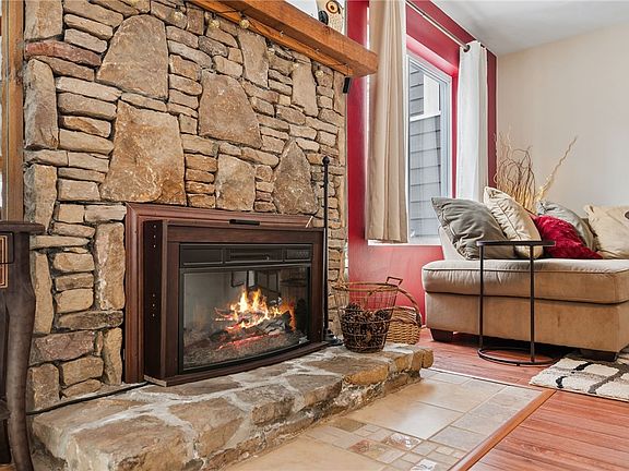 4th image of 1844 Eagles Ridge Way