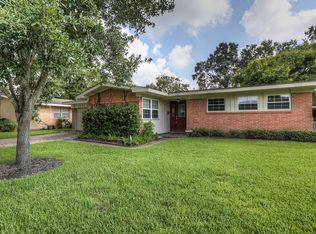 5214 Briarbend Dr, Houston, TX 77035