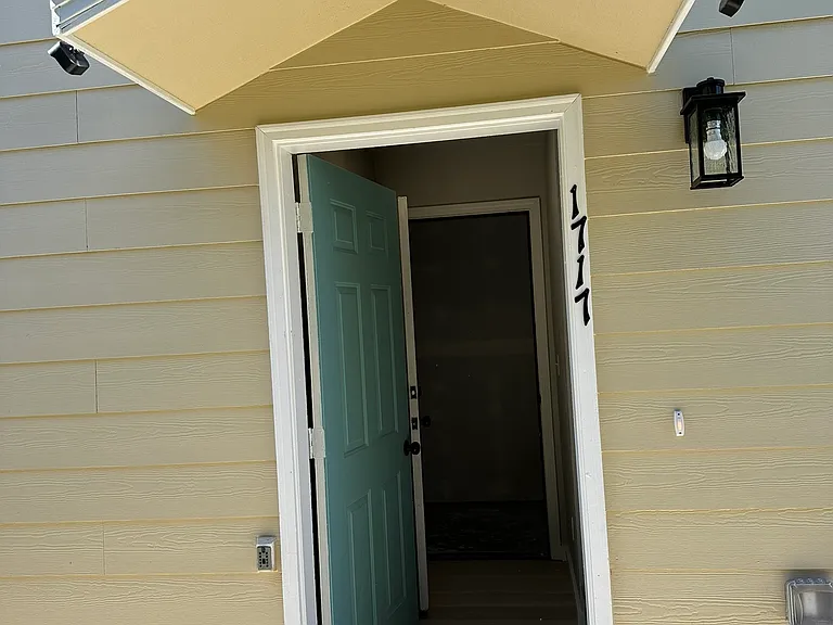 Entrance from the unit to the Garage