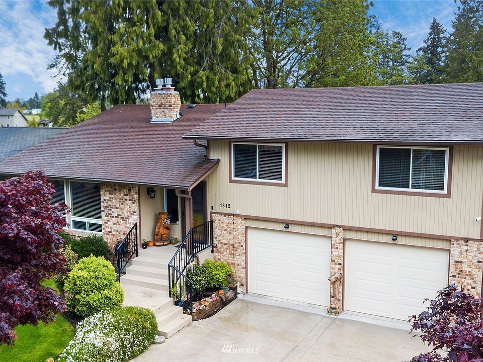 Nicely updated and well maintained on a cul de sac.