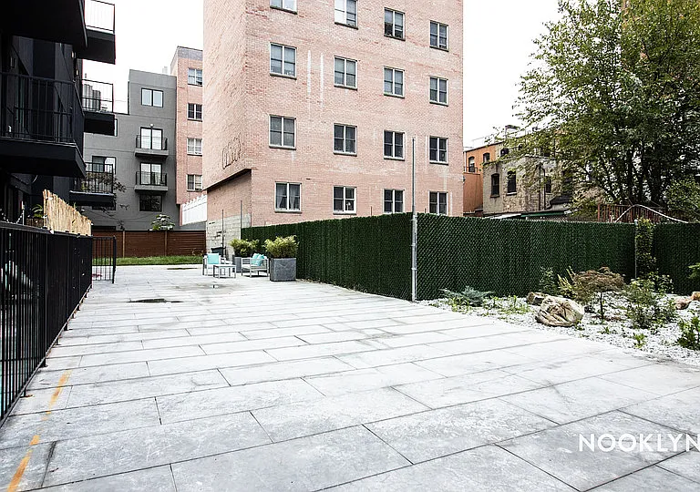 115 Clifton Pl #2B — Photo 21