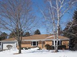 4685 N 161st St, Brookfield, WI 53005