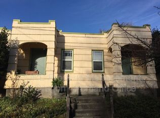 2411 SE Madison St, Portland, OR 97214