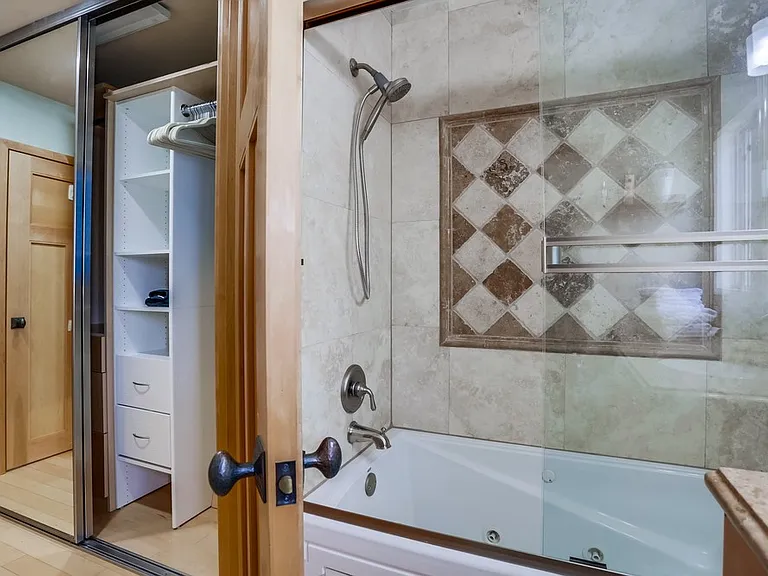 1049 Felspar St #20 — Photo 28