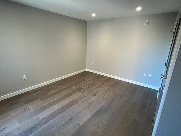 244 Hanover St #510 — Photo 13