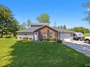 5701 Marine Rd, Alhambra, IL 62001